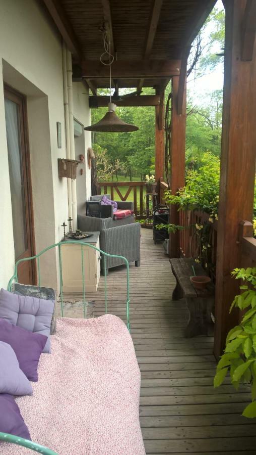 Вилла Liberlulle At La Brise Puy-l'Eveque Экстерьер фото